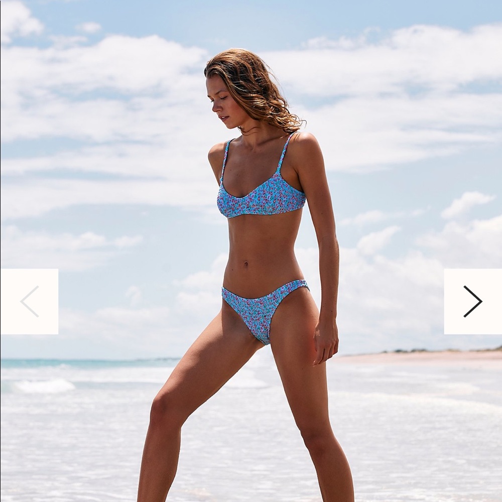 SOLID & STRIPED Rachel Smocked Floral Bikini Top